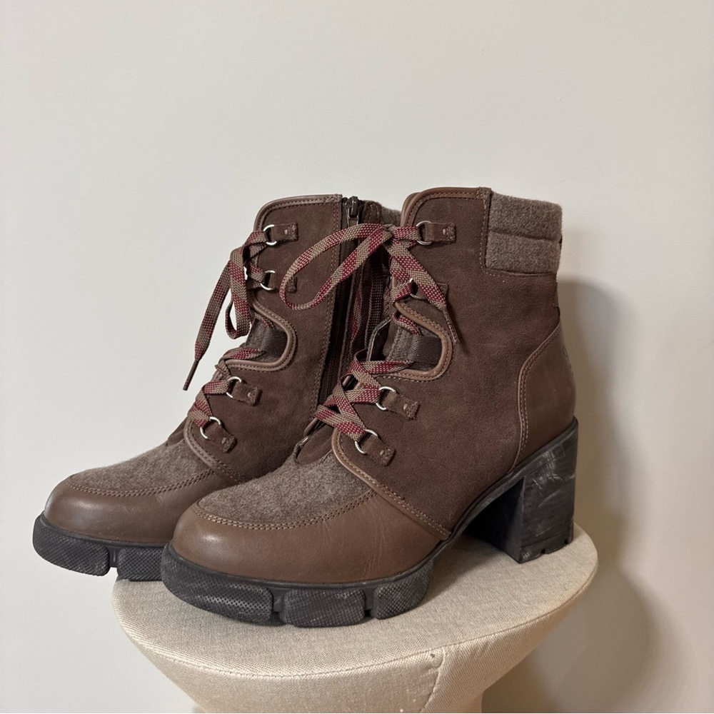 NATURALIZER Myla Brown Leather Heeled Lace Up Boots (US 9) - Picture 3 of 8